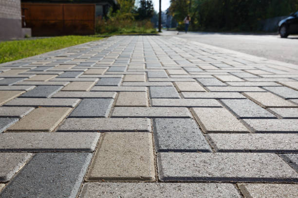 Best Local Driveway Pavers  in Tracyton, WA